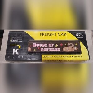 K Line CTRR House Of Reptiles Closed Vat Car